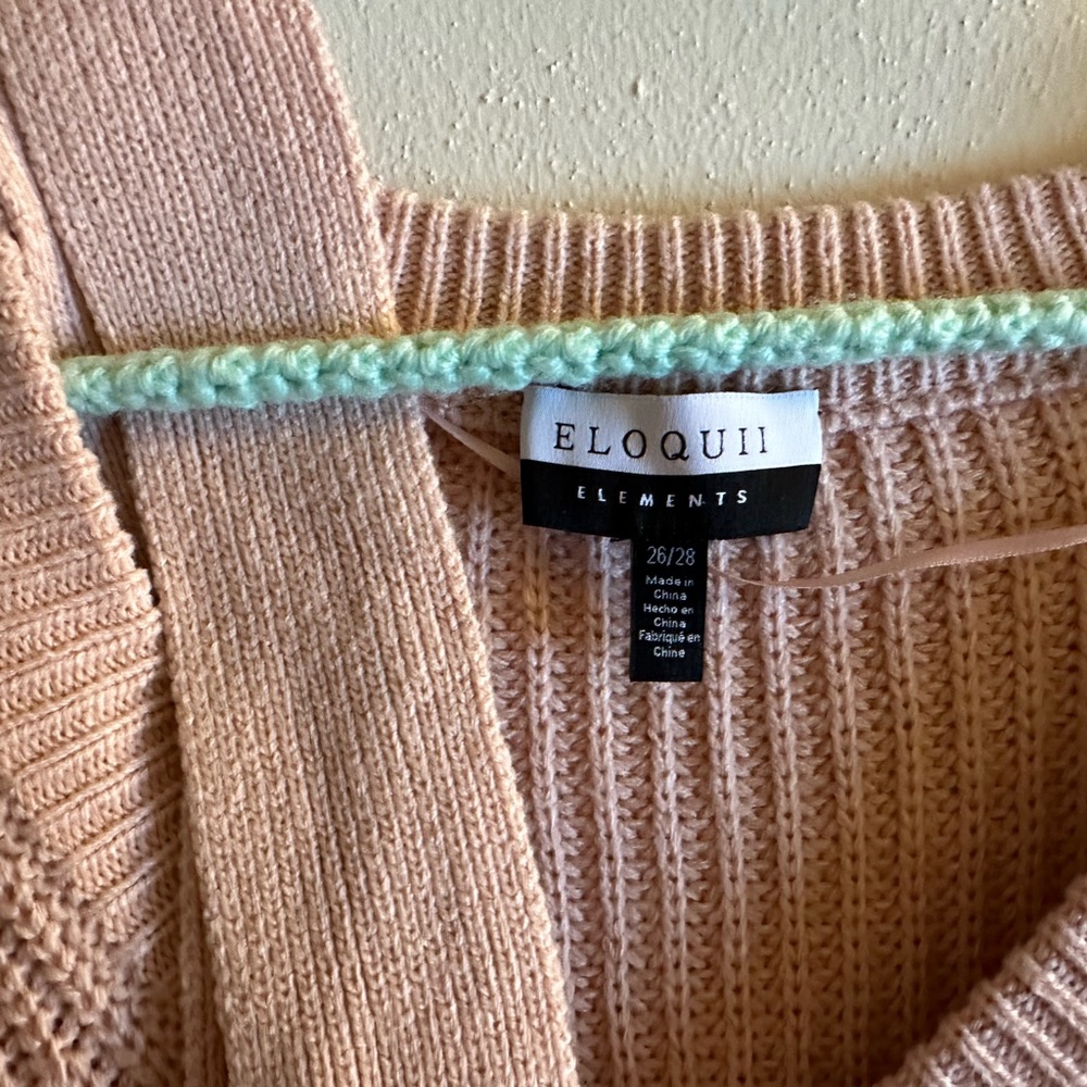 Dusty pink sweater with belt. Size 26w - Picture 2 of 4